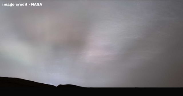 Mars: মঙ্গলের আকাশে প্রথম এত স্পষ্ট 'সূর্য রশ্মি', দেখুন ভাইরাল ছবি